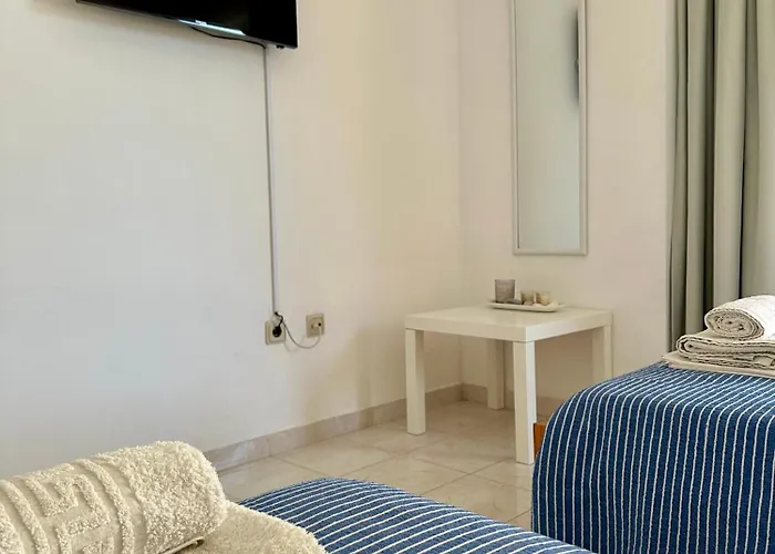 View * Καλαβάρδα